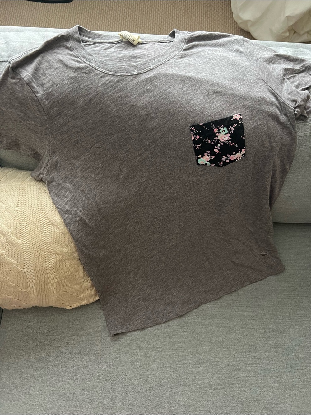 PINK Victoria's Secret Heather Gray Tee